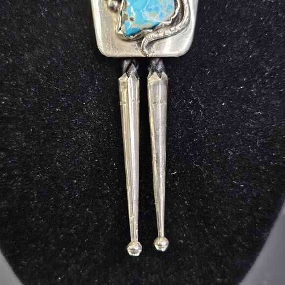 Navajo Turquise Coral Sterling Bolo Tie Snake 925 Silver Tips Simplicio Zuni USA - Picture 3 of 11